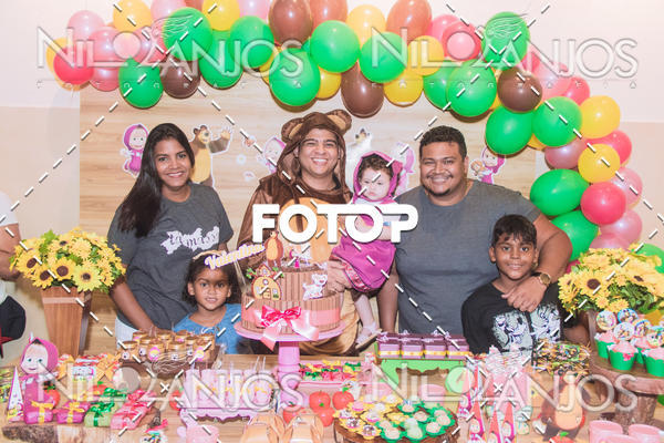 Buy your photos of the eventAniversrio de Luiza Valentina on Fotop