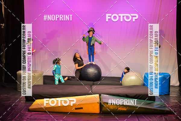 Buy your photos of the eventCabar� de Final de ano - 8/12 on Fotop