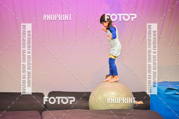 Buy your photos of the eventCabar� de Final de ano - 8/12 on Fotop