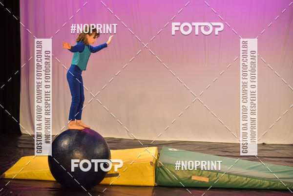 Buy your photos of the eventCabar� de Final de ano - 8/12 on Fotop