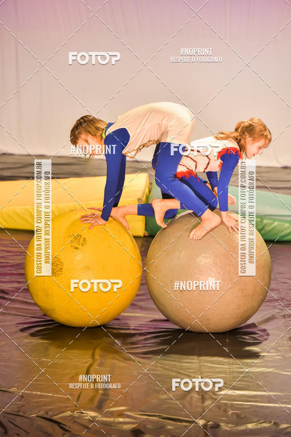 Buy your photos of the eventCabar� de Final de ano - 8/12 on Fotop