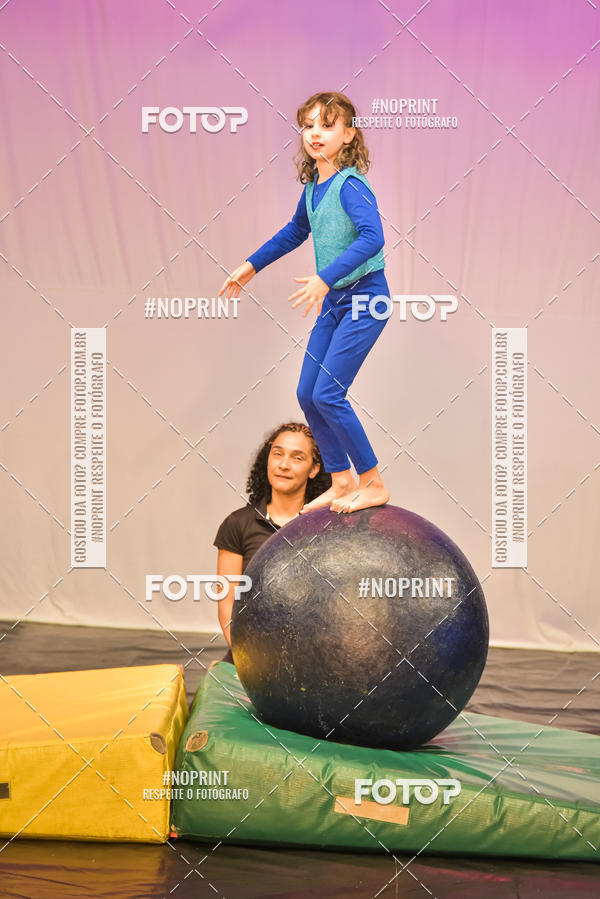 Buy your photos of the eventCabar� de Final de ano - 8/12 on Fotop