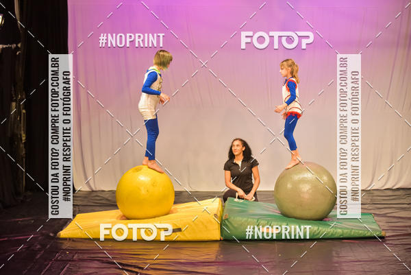 Buy your photos of the eventCabar� de Final de ano - 8/12 on Fotop