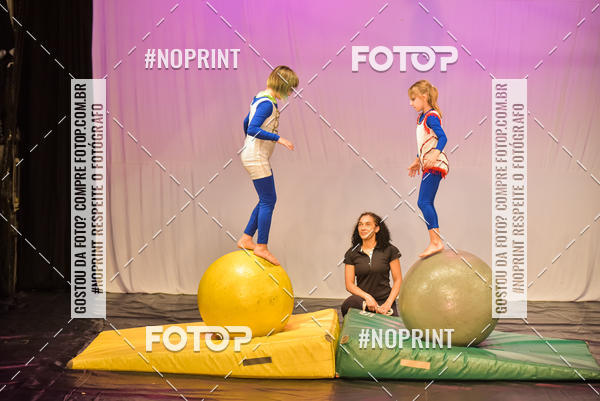 Buy your photos of the eventCabar� de Final de ano - 8/12 on Fotop