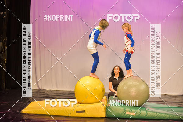 Buy your photos of the eventCabar� de Final de ano - 8/12 on Fotop