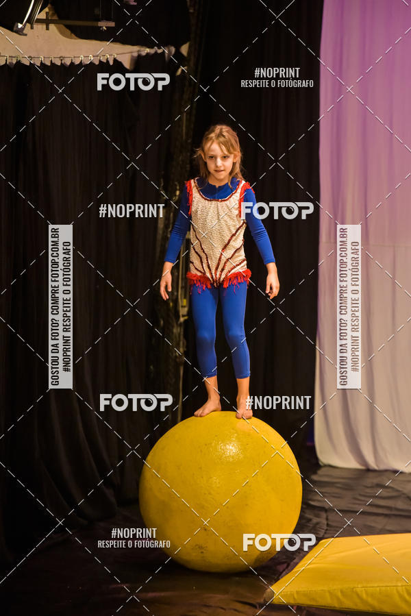 Buy your photos of the eventCabar� de Final de ano - 8/12 on Fotop