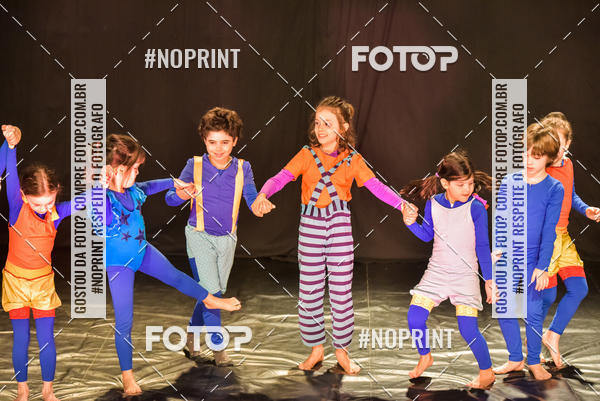 Buy your photos of the eventCabar� de Final de ano - 8/12 on Fotop