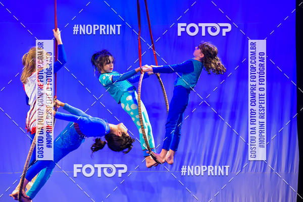 Buy your photos of the eventCabar� de Final de ano - 8/12 on Fotop