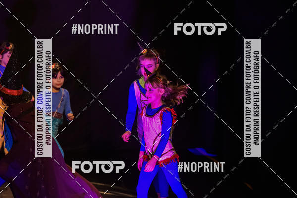 Buy your photos of the eventCabar� de Final de ano - 8/12 on Fotop