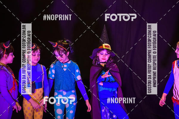 Buy your photos of the eventCabar� de Final de ano - 8/12 on Fotop