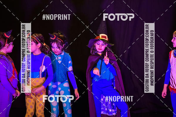 Buy your photos of the eventCabar� de Final de ano - 8/12 on Fotop