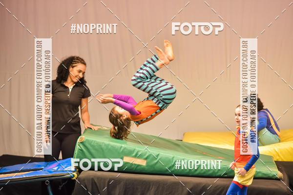 Buy your photos of the eventCabar� de Final de ano - 8/12 on Fotop