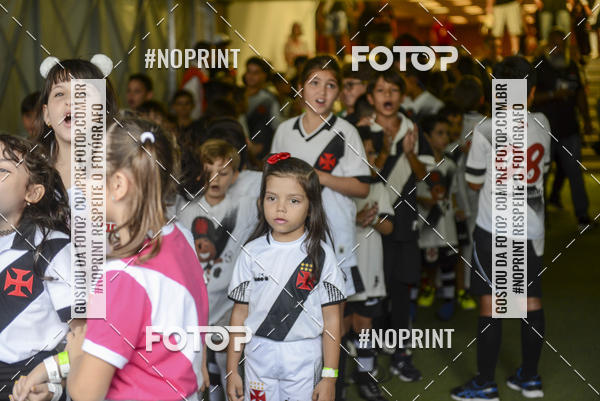 Buy your photos of the eventVasco x Chapecoense  Maracan - 08/12/2019 on Fotop