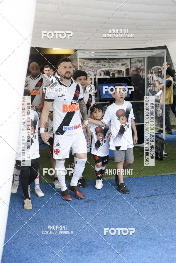 Buy your photos of the eventVasco x Chapecoense  Maracan - 08/12/2019 on Fotop