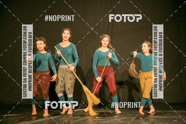 Buy your photos of the eventCabar� de Final de ano - 15/12 on Fotop