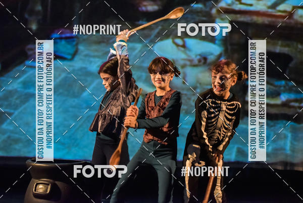 Buy your photos of the eventCabar� de Final de ano - 15/12 on Fotop