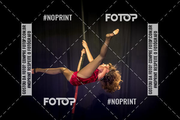 Achetez vos photos de l'�v�nementCabar� de Final de ano - 16/12 sur Fotop