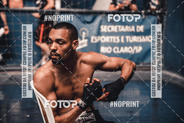 Buy your photos of the eventGolden Cup Pro on Fotop