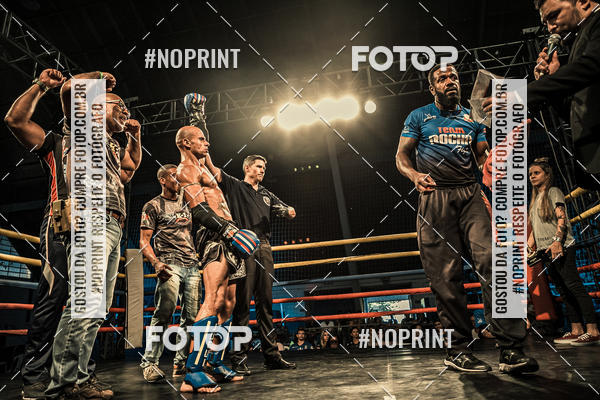 Buy your photos of the eventGolden Cup Pro on Fotop