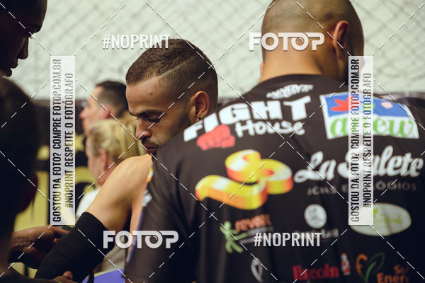 Buy your photos of the eventGolden Cup Pro on Fotop