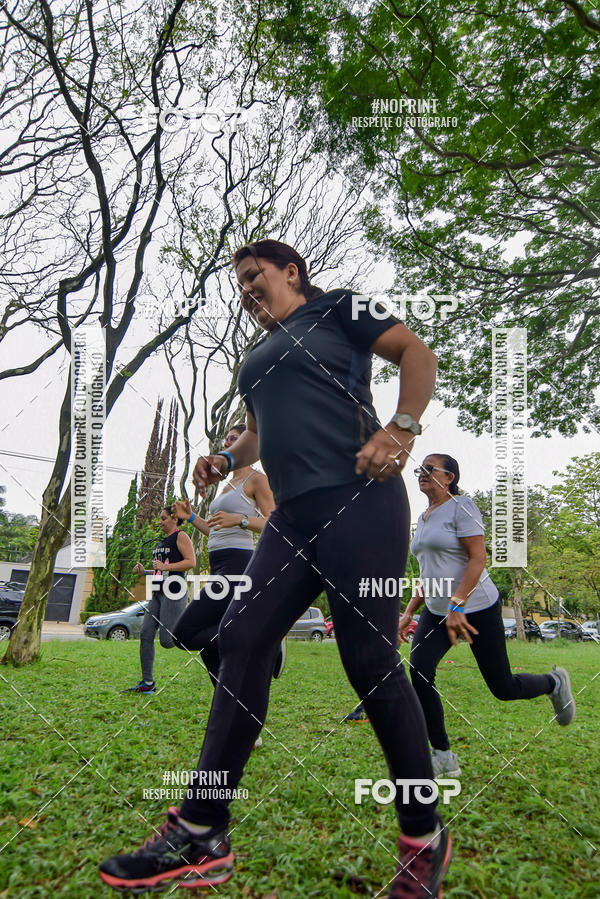 Buy your photos of the eventTreino Corre Brasil  on Fotop