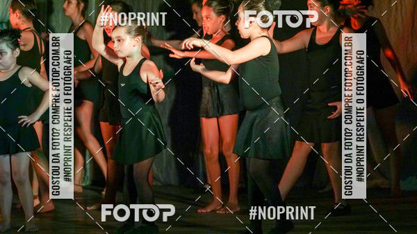 Buy your photos of the eventEspetculo  de Dana Bal Projeto Sociais Reinvente  e Student Dance on Fotop