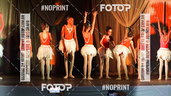 Buy your photos of the eventEspetculo  de Dana Bal Projeto Sociais Reinvente  e Student Dance on Fotop