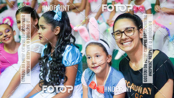 Buy your photos of the eventEspetculo  de Dana Bal Projeto Sociais Reinvente  e Student Dance on Fotop