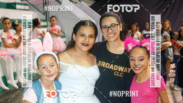 Buy your photos of the eventEspetculo  de Dana Bal Projeto Sociais Reinvente  e Student Dance on Fotop
