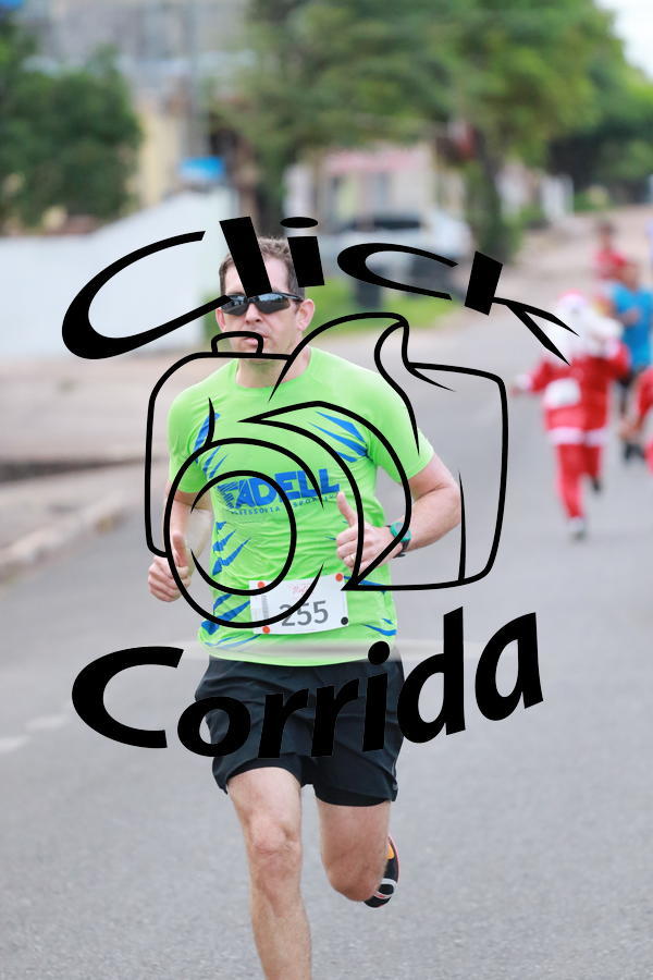 Buy your photos of the eventCorrida de Natal on Fotop