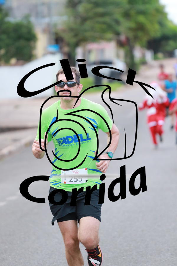 Buy your photos of the eventCorrida de Natal on Fotop