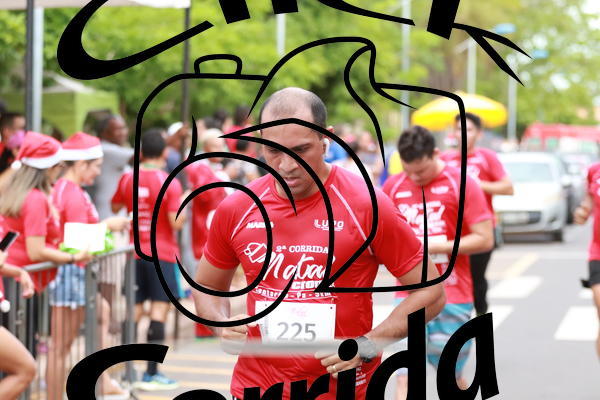 Buy your photos of the eventCorrida de Natal on Fotop