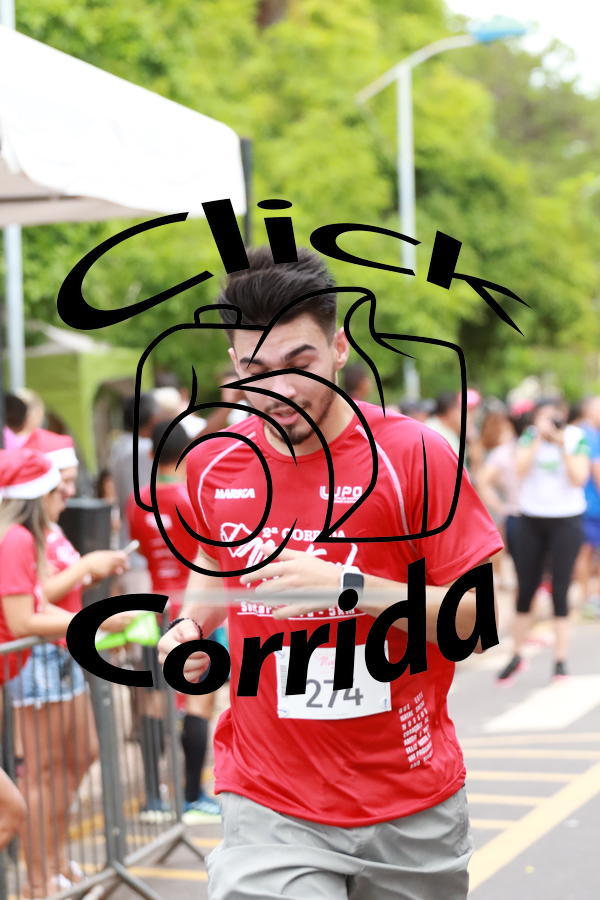 Buy your photos of the eventCorrida de Natal on Fotop