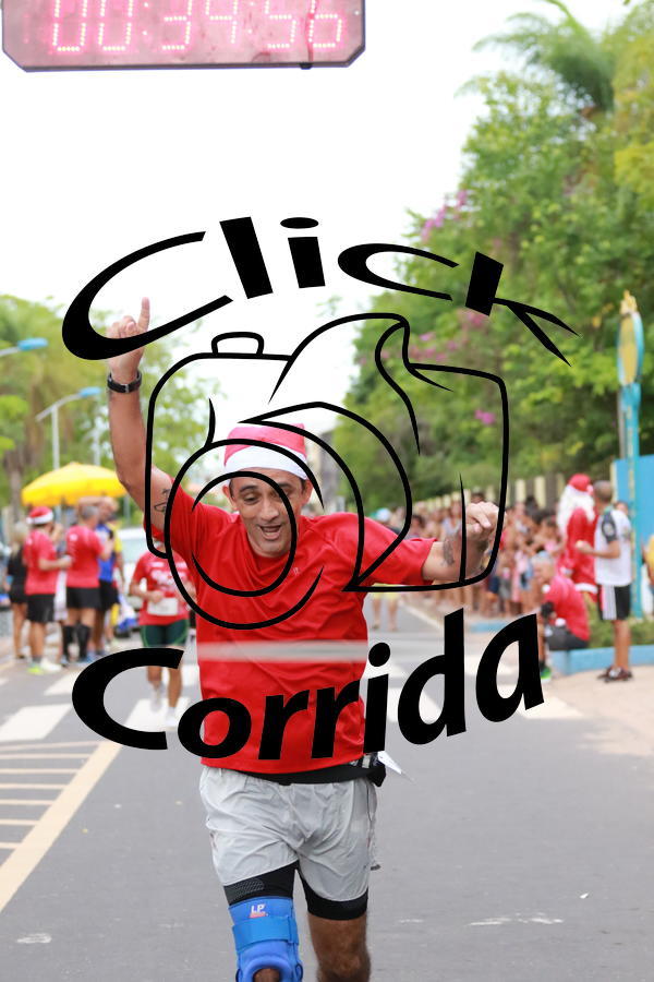 Buy your photos of the eventCorrida de Natal on Fotop