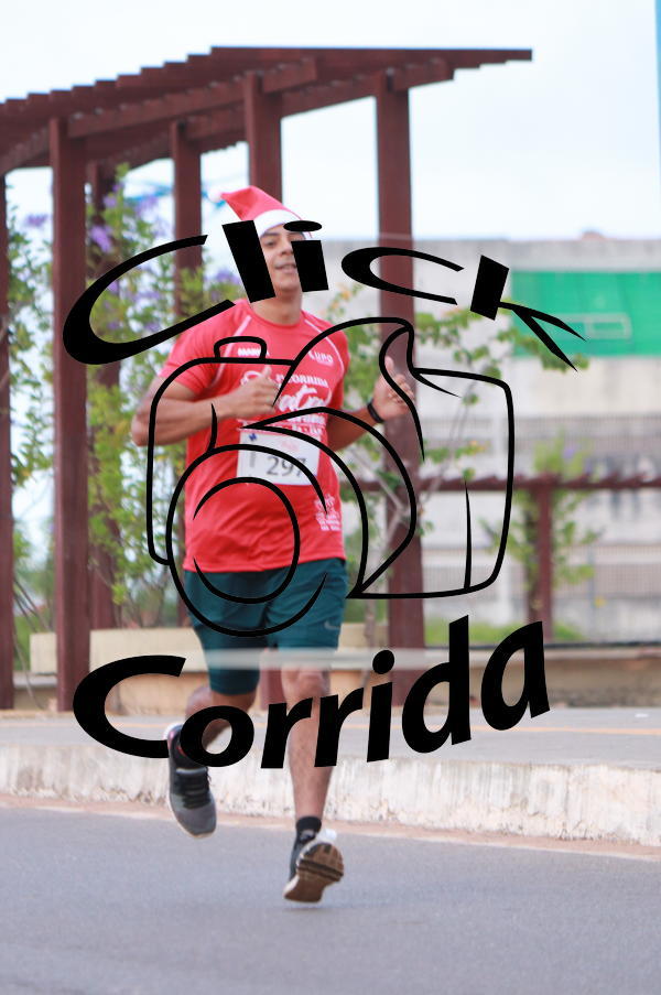 Buy your photos of the eventCorrida de Natal on Fotop