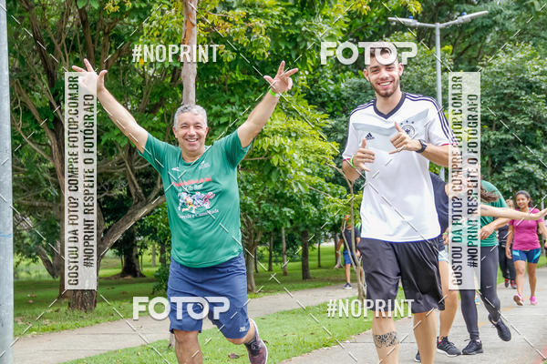 Buy your photos of the event1� Trein�o Solid�rio do Levi, o Rei do Coco on Fotop