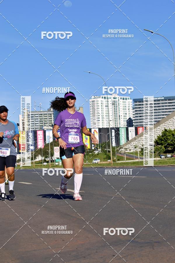 Buy your photos of the eventCorrida Contra o Feminicidio 2019 on Fotop