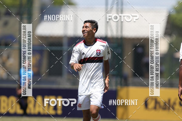Buy your photos of the eventRetro x Flamengo sub15 on Fotop