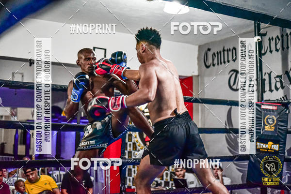 Buy your photos of the eventShow Time Kickboxing 11  (15/12/2019) on Fotop