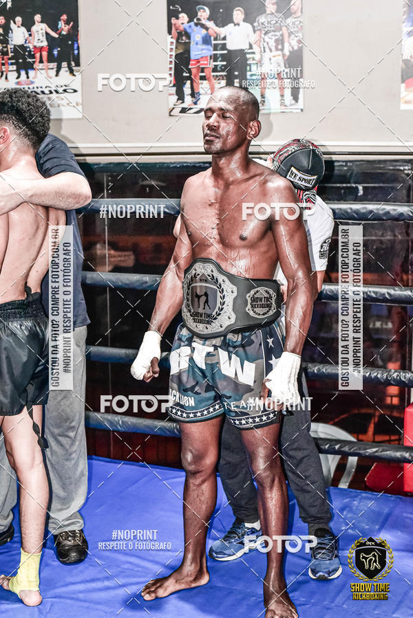 Buy your photos of the eventShow Time Kickboxing 11  (15/12/2019) on Fotop