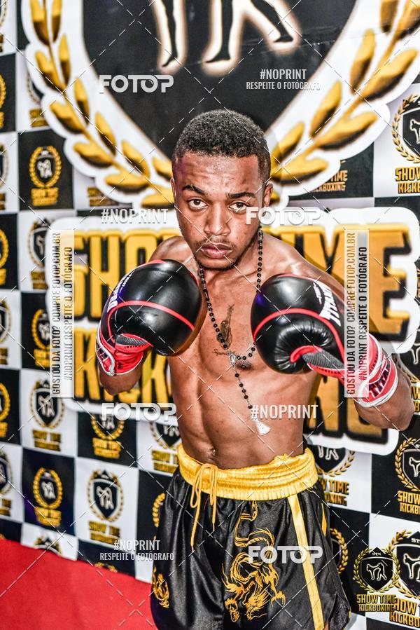 Buy your photos of the eventShow Time Kickboxing 11  (15/12/2019) on Fotop