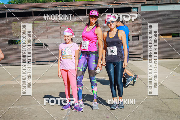Buy your photos of the eventTreino Luluzinhas Running - Especial de Natal on Fotop