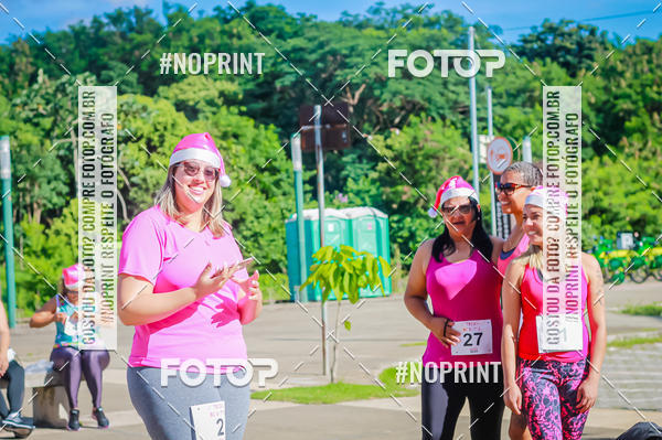 Buy your photos of the eventTreino Luluzinhas Running - Especial de Natal on Fotop
