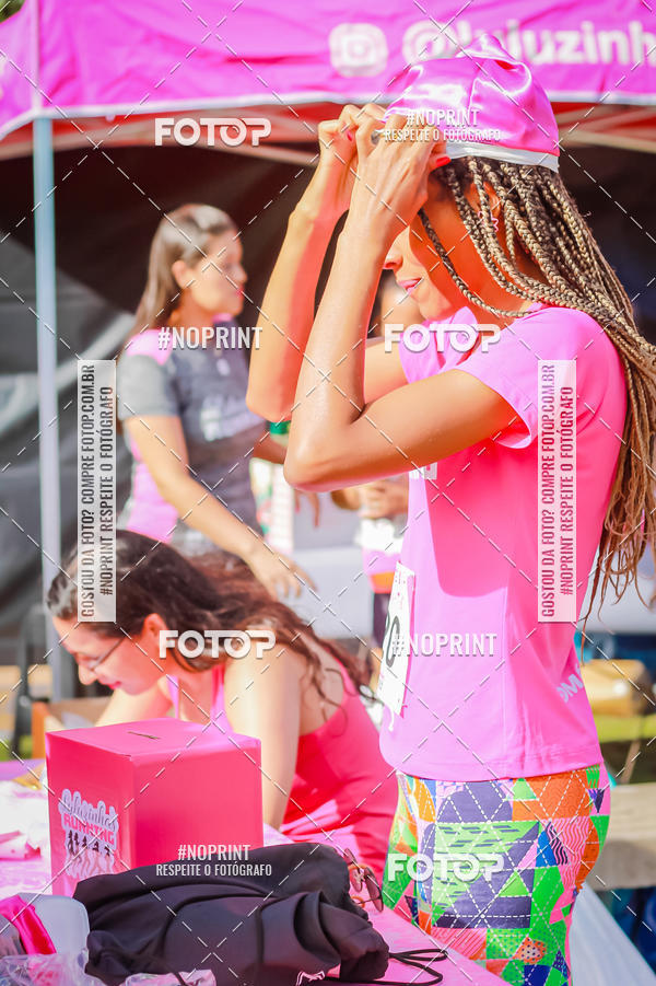 Buy your photos of the eventTreino Luluzinhas Running - Especial de Natal on Fotop