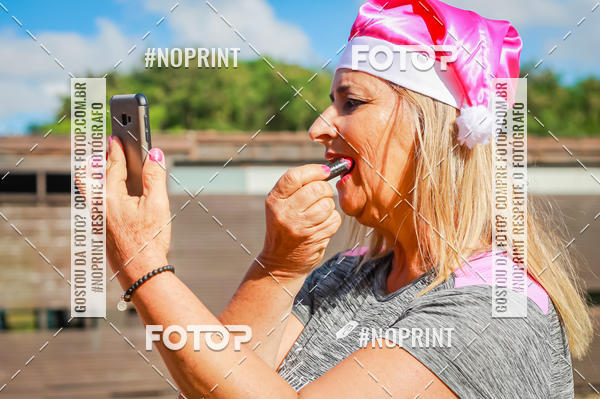 Buy your photos of the eventTreino Luluzinhas Running - Especial de Natal on Fotop