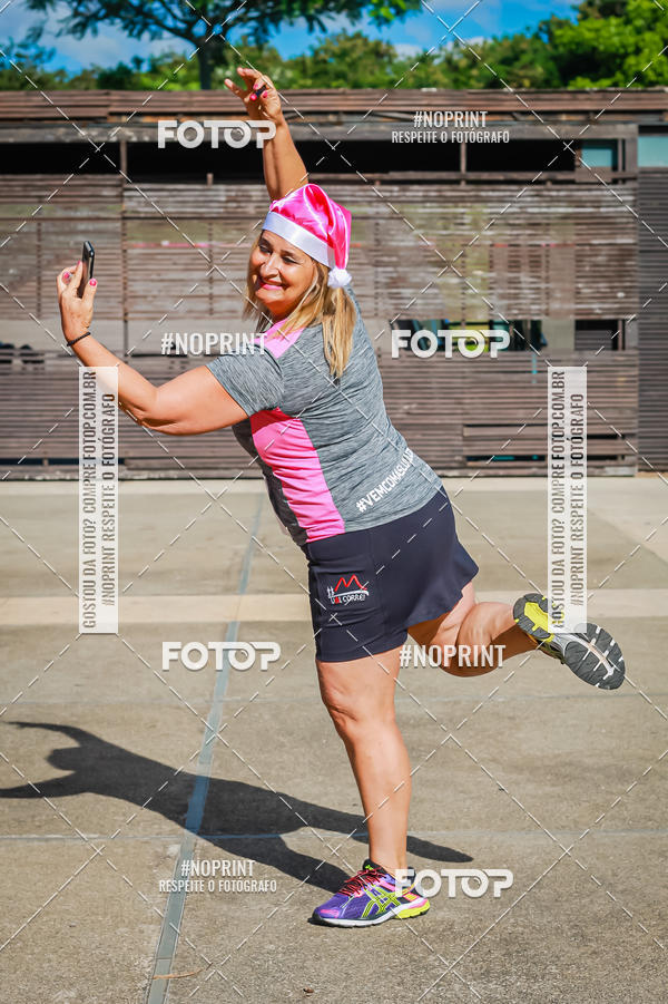 Buy your photos of the eventTreino Luluzinhas Running - Especial de Natal on Fotop