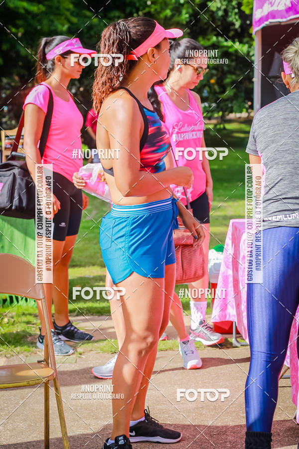 Buy your photos of the eventTreino Luluzinhas Running - Especial de Natal on Fotop