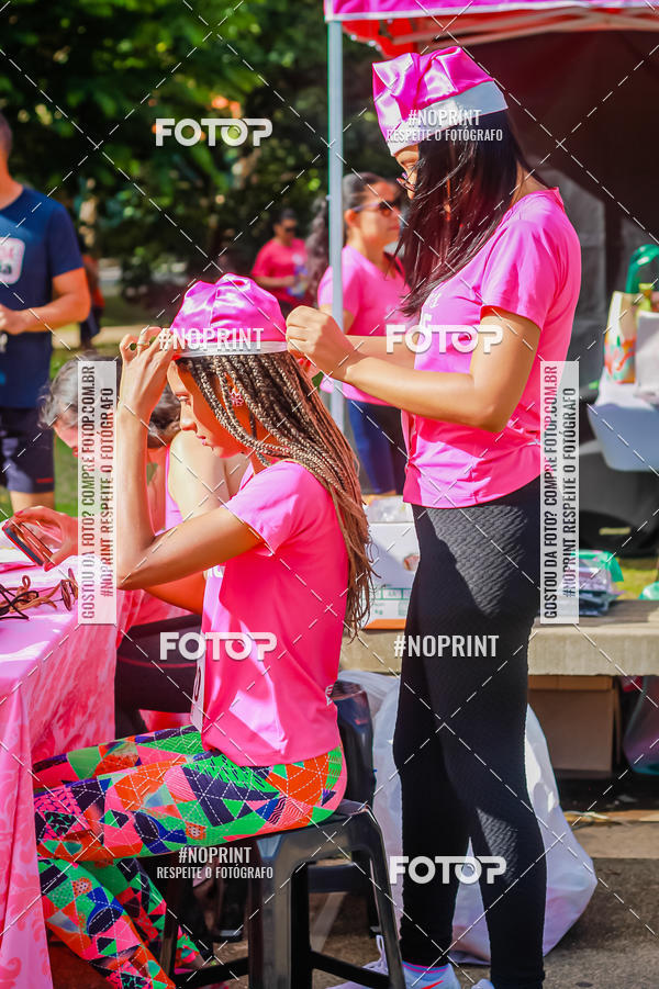 Buy your photos of the eventTreino Luluzinhas Running - Especial de Natal on Fotop