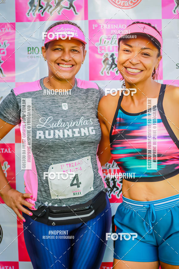 Buy your photos of the eventTreino Luluzinhas Running - Especial de Natal on Fotop