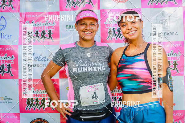 Buy your photos of the eventTreino Luluzinhas Running - Especial de Natal on Fotop